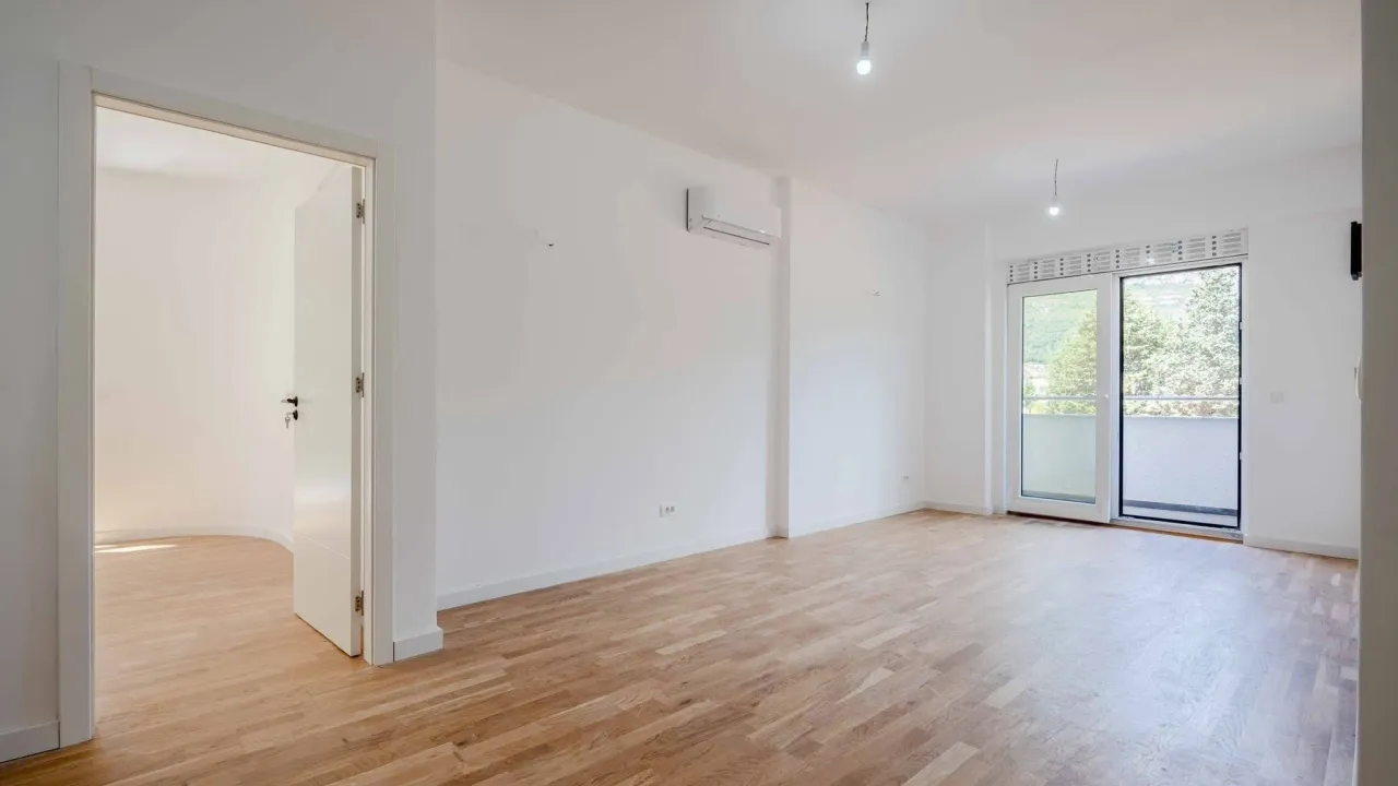 Sale, one bedroom apartment, 65m², Centar, Bar