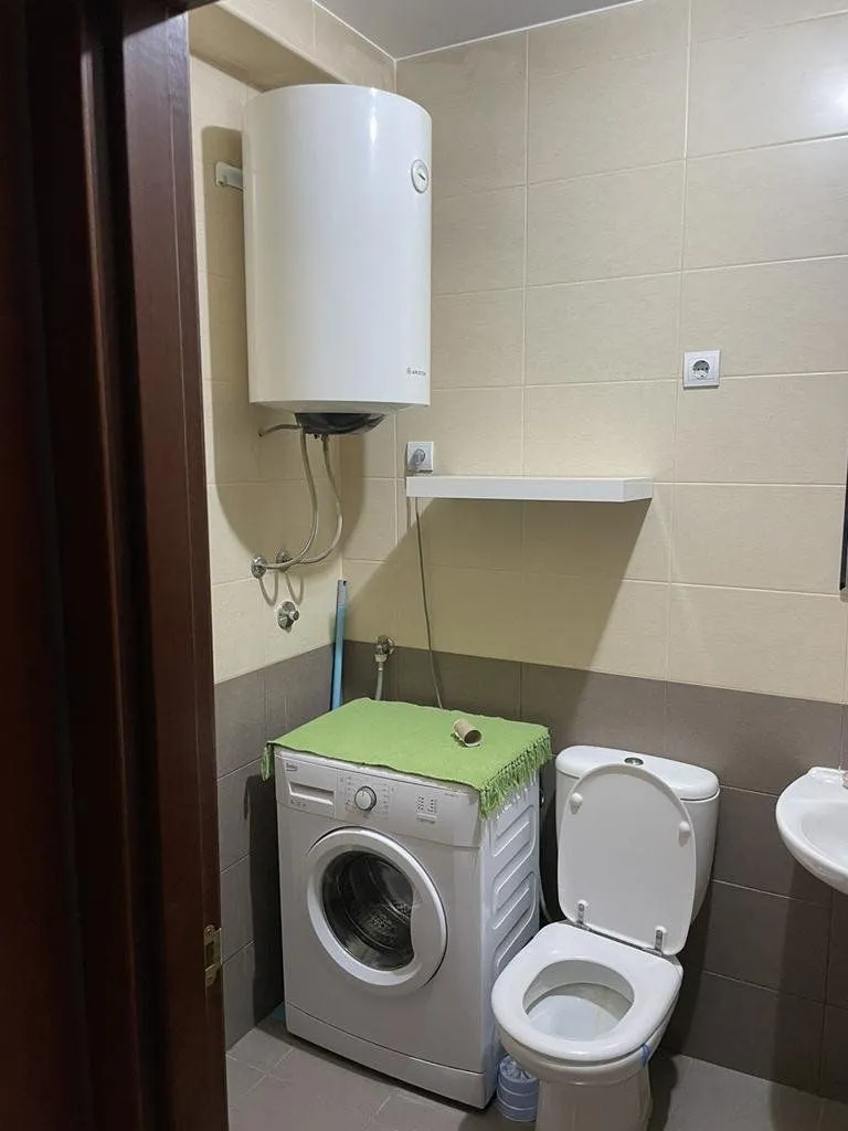Izdavanje, jednosoban stan, 55m², Stari Aerodrom, Podgorica