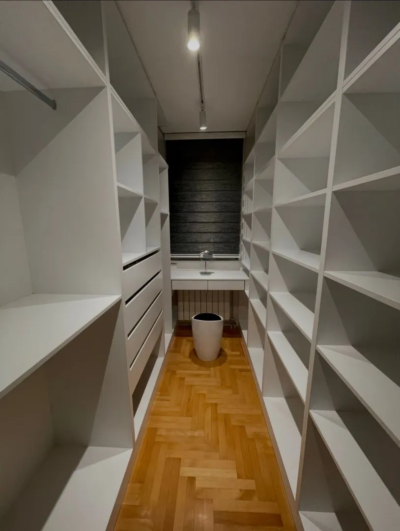 Prodaja, dvosoban stan, 116m², Jugovićevo, Novi Sad Sve Podlokacije