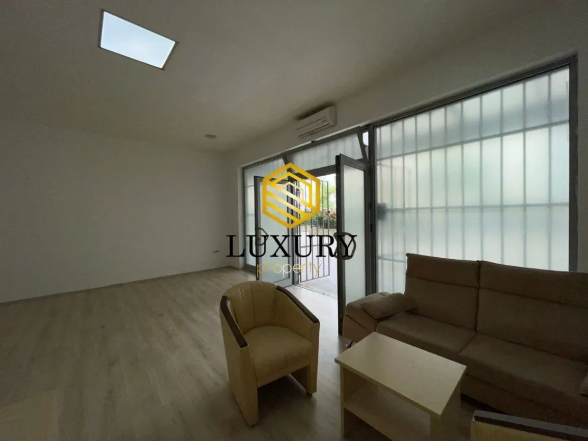 Rent, office space, 100m², Zabjelo, Podgorica