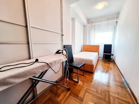 Izdavanje, trosoban stan, 95m², City Kvart, Podgorica - image 8