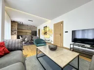 Izdavanje, kuća, 190m², Tološi, Podgorica - image 9