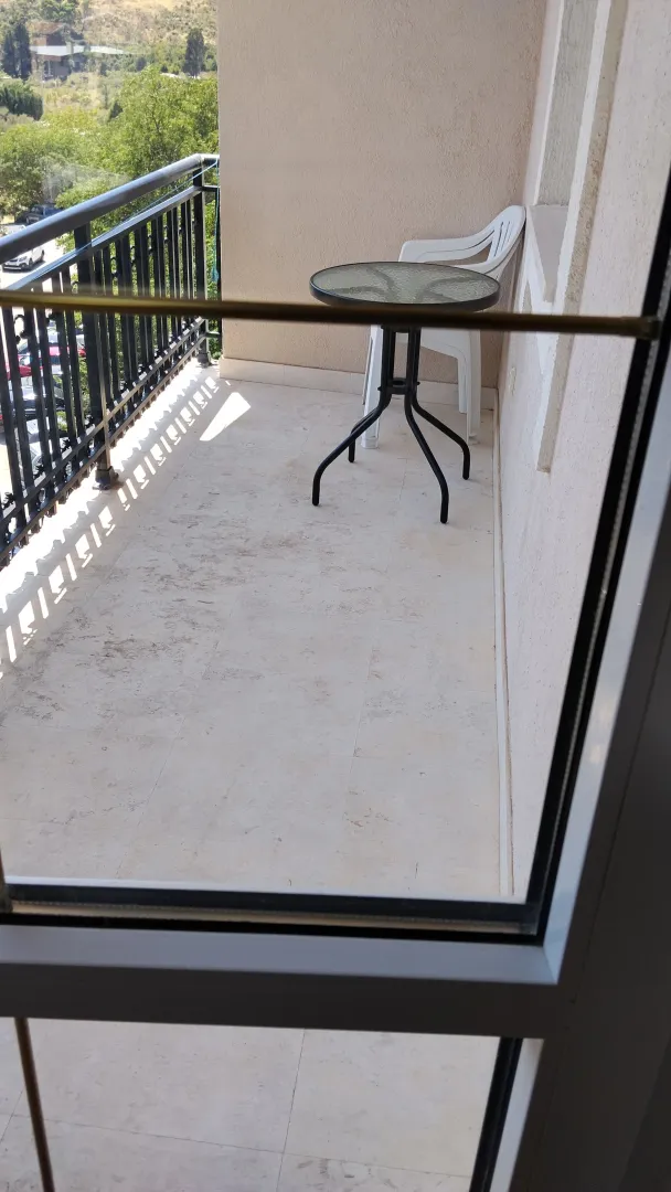 Rent, two bedroom apartment, 70m², Sutomore, Bar