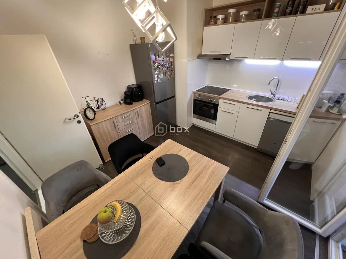 Prodaja, trosoban stan, 75m², Medijana, Niš