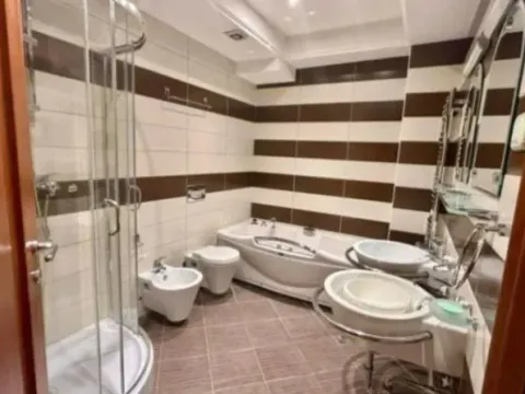 Prodaja, dvosoban stan, 100m², Stara Varoš, Podgorica - image 4