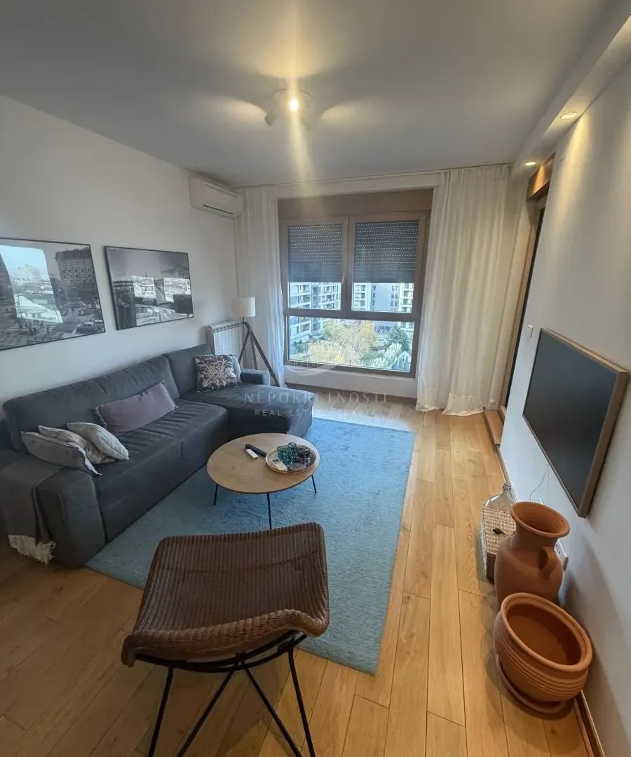 Rent, two bedroom apartment, 54m², Palilula Sve Podlokacije, Beograd