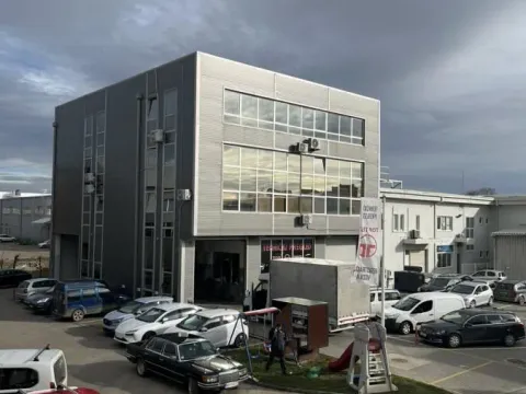 Rent, office space, 150m², Novo naselje, Novi Sad - image 7