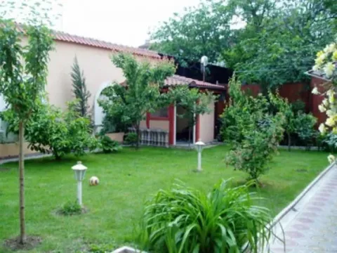 Izdavanje, kuća, 480m², Stari Grad, Beograd - image 2