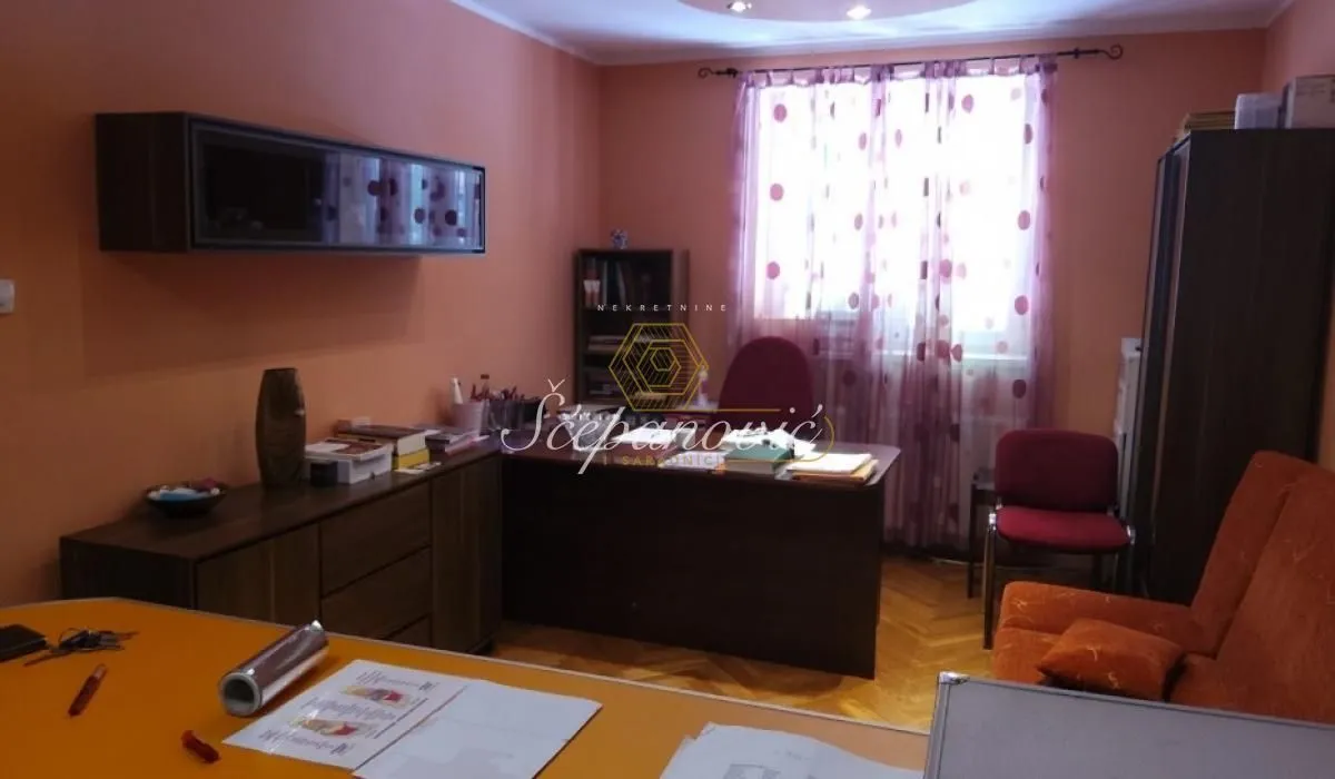 Prodaja, dvosoban stan, 39m², Socijalno, Novi Sad Sve Podlokacije