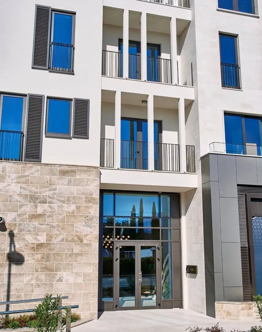 Prodaja, trosoban stan, 102m², Boka Place, Tivat