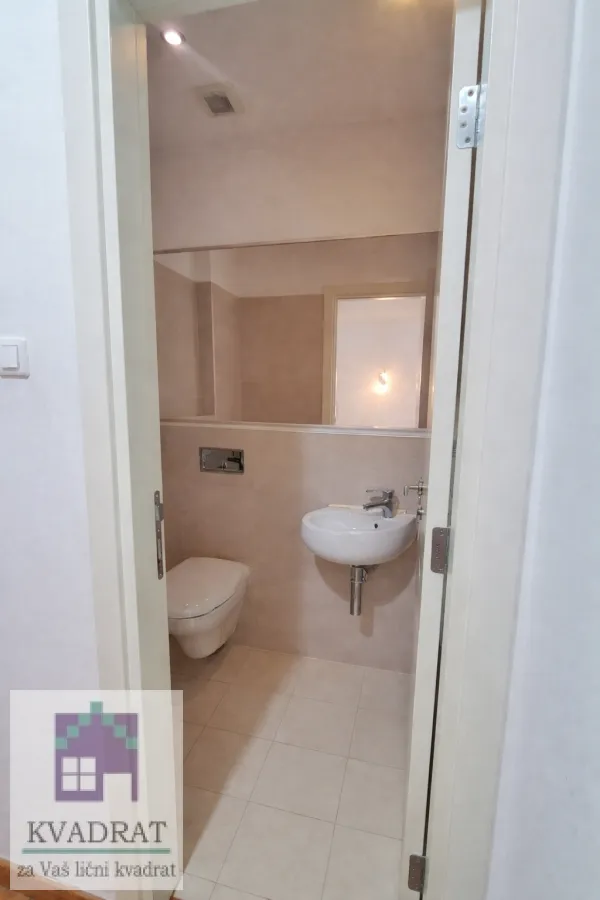 Prodaja, četvorosoban stan, 148m², Liman 3, Novi Sad Sve Podlokacije