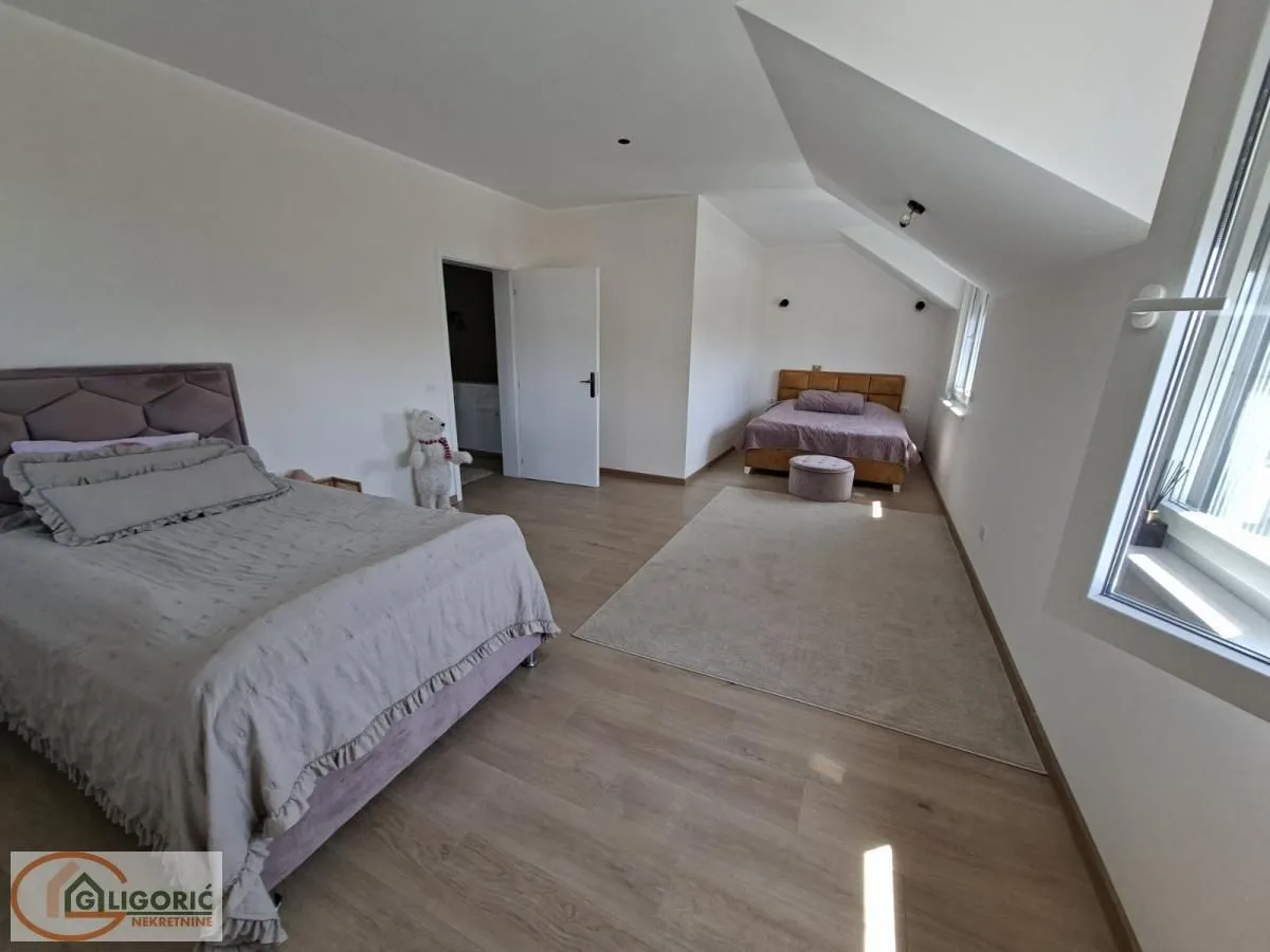 Prodaja, kuća, 333m², Misa, Pančevo