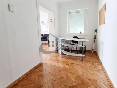 Izdavanje, dvosoban stan, 68m², Stari Grad, Beograd - image 25