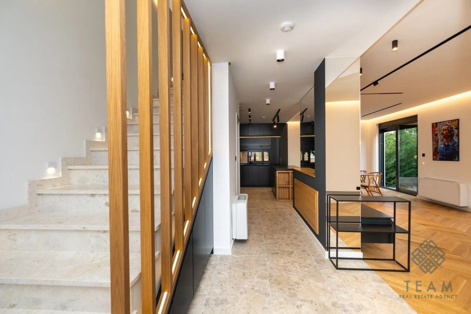 Rent, house, 180m², Gornja Gorica, Podgorica