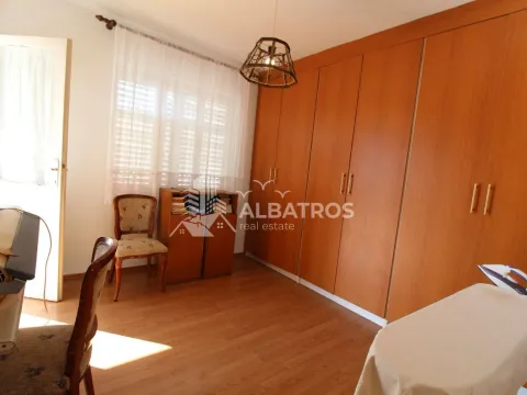 Izdavanje, kuća, 125m², Bar, Crna Gora - image 5