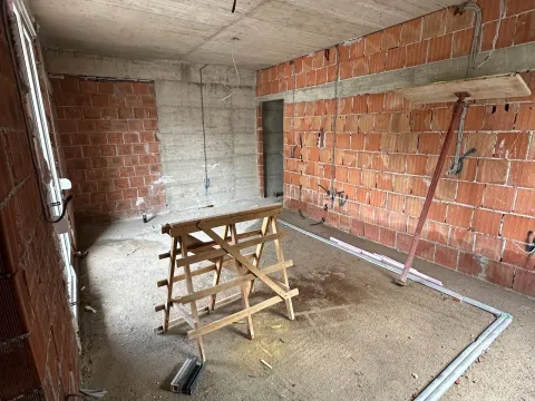 Sale, one bedroom apartment, 56m², Momišići, Podgorica - image 8