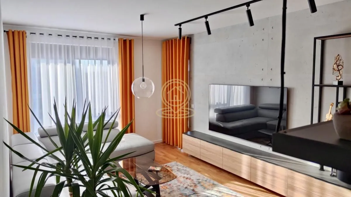 Rent, house, 65m², Medijana, Niš