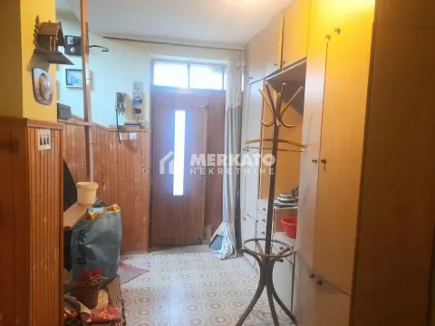 Prodaja, kuća, 196m², Duvanika, Zrenjanin - image 14