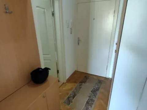 Izdavanje, garsonjera, 25m², Grbavica, Novi Sad Sve Podlokacije - image 7