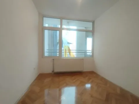 Sale, two bedroom apartment, 50m², Bulevar Oslobodjenja, Novi Sad Sve Podlokacije - image 7