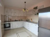 Prodaja, četvorosoban stan, 160m², Petrovac, Budva - image 9