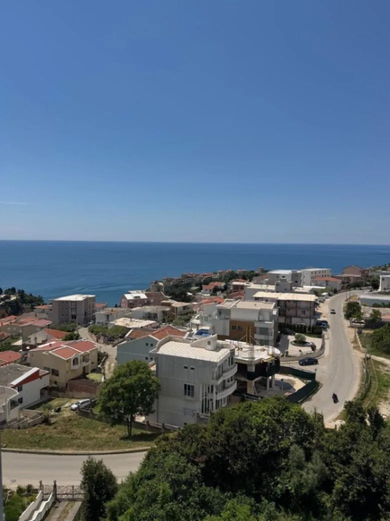 Prodaja, dvosoban stan, 64m², Pinješ, Ulcinj