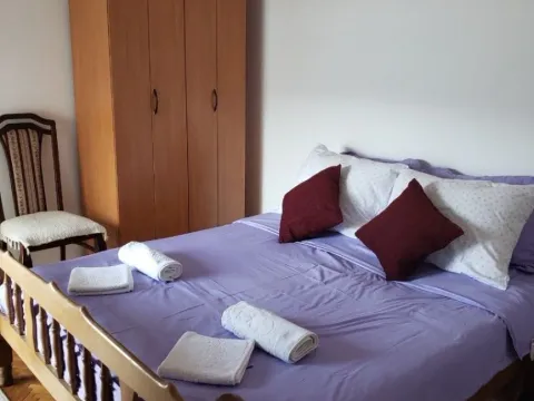 Izdavanje, stan, 45m², Herceg Novi, Crna Gora - image 4