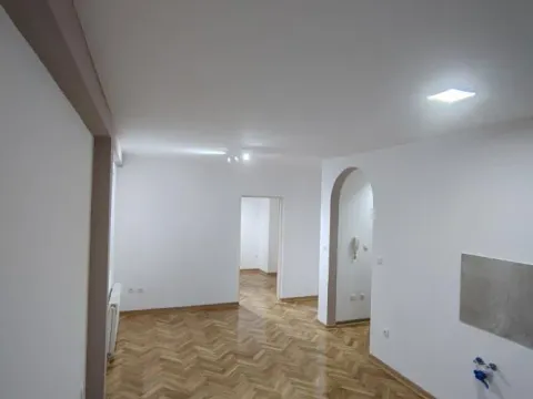 Prodaja, dvosoban stan, 40m², Grbavica, Novi Sad Sve Podlokacije - image 7