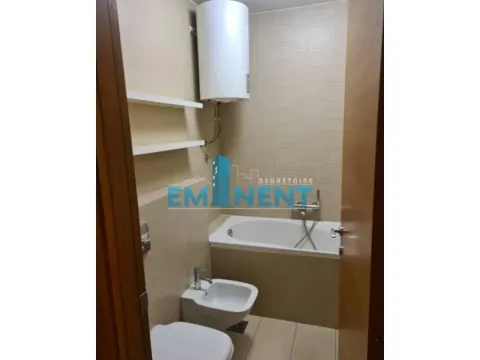 Izdavanje, trosoban stan, 82m², Slavija, Vračar Sve Podlokacije - image 14