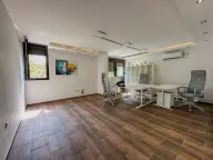 Rent, office space, 80m², Blok 5, Podgorica - image 1