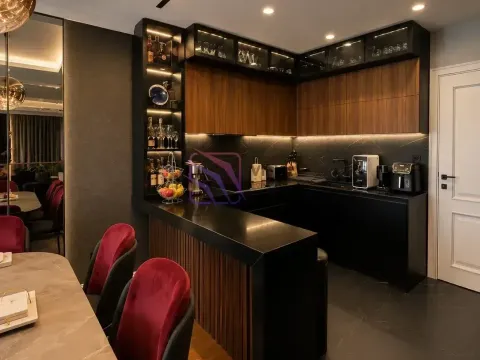 Prodaja, trosoban stan, 195m², Pobrežje, Podgorica - image 12