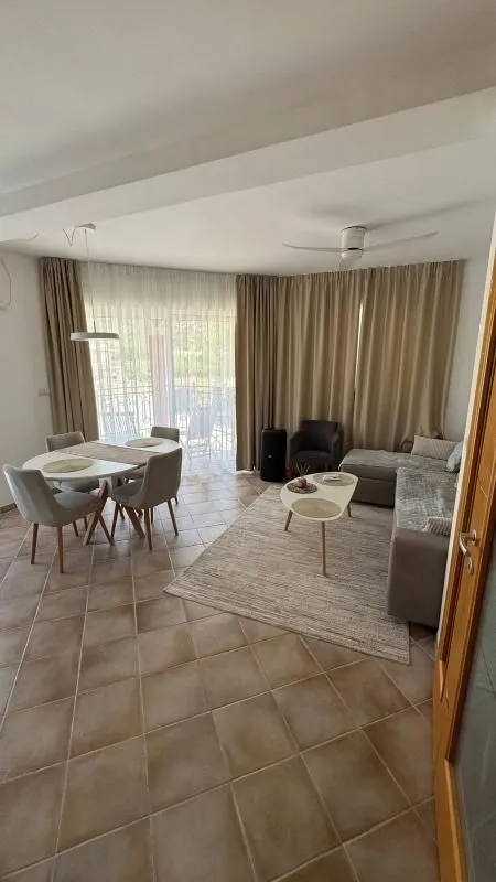 Sale, three bedroom apartment, 79m², Lastva Grbaljska, Kotor