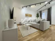 Izdavanje, četvorosoban stan, 105m², Sajam, Novi Sad Sve Podlokacije - image 2