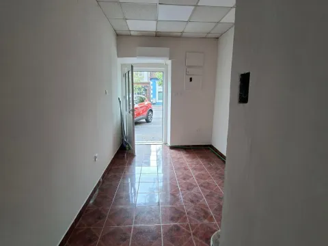 Rent, office space, 14m², Centar, Podgorica - image 4