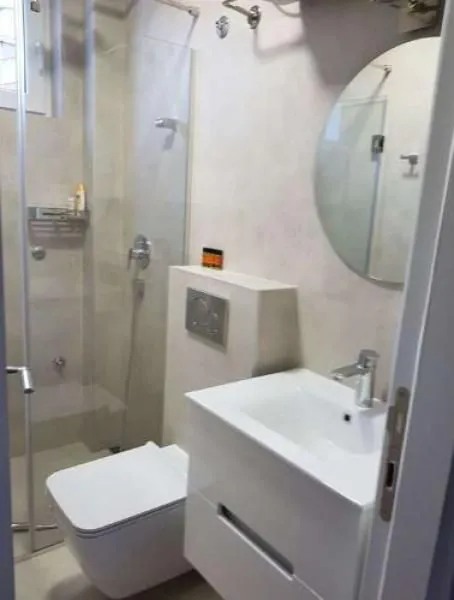 Izdavanje, dvosoban stan, 50m², Stari Grad, Beograd