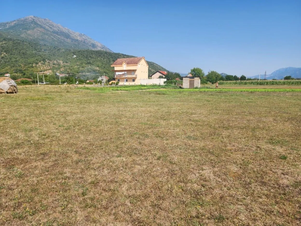 Prodaja, plac, 620m², Grlić, Danilovgrad