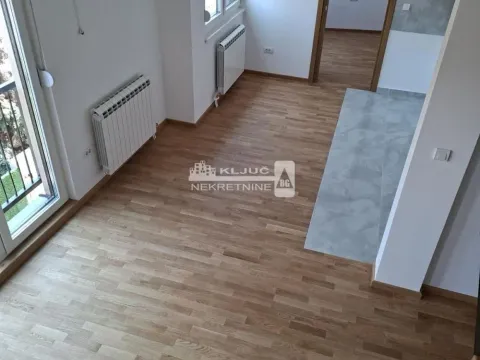 Sale, three bedroom apartment, 76m², Autokomanda, Voždovac Sve Podlokacije - image 7