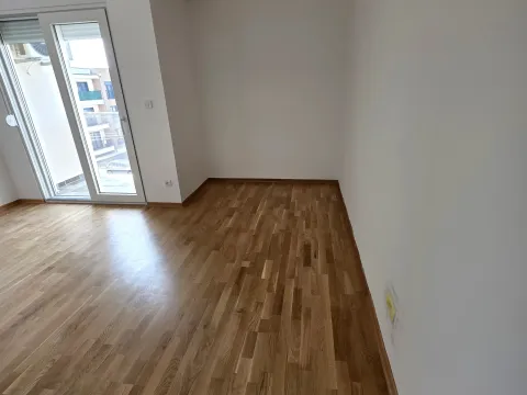 Prodaja, garsonjera, 24m², Zabjelo, Podgorica - image 5