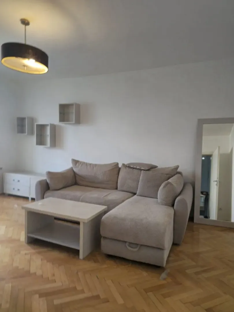 Prodaja, jednosoban stan, 44m², Centar, Podgorica