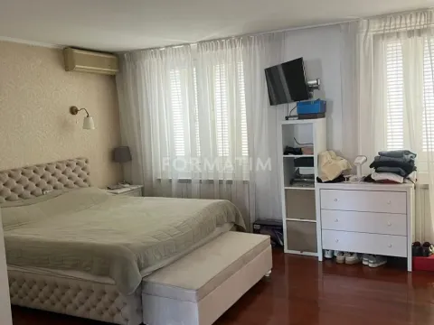 Prodaja, trosoban stan, 66m², Vračar Sve Podlokacije, Beograd - image 2