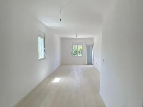 Prodaja, dvosoban stan, 73m², Zabjelo, Podgorica - image 7