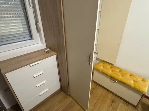 Izdavanje, jednosoban stan, 50m², Podkošljun, Budva - image 11