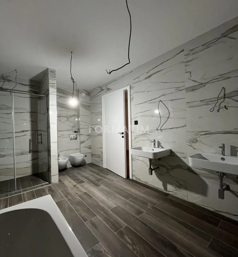 Prodaja, četvorosoban stan, 261m², Vračar Hram, Vračar Sve Podlokacije