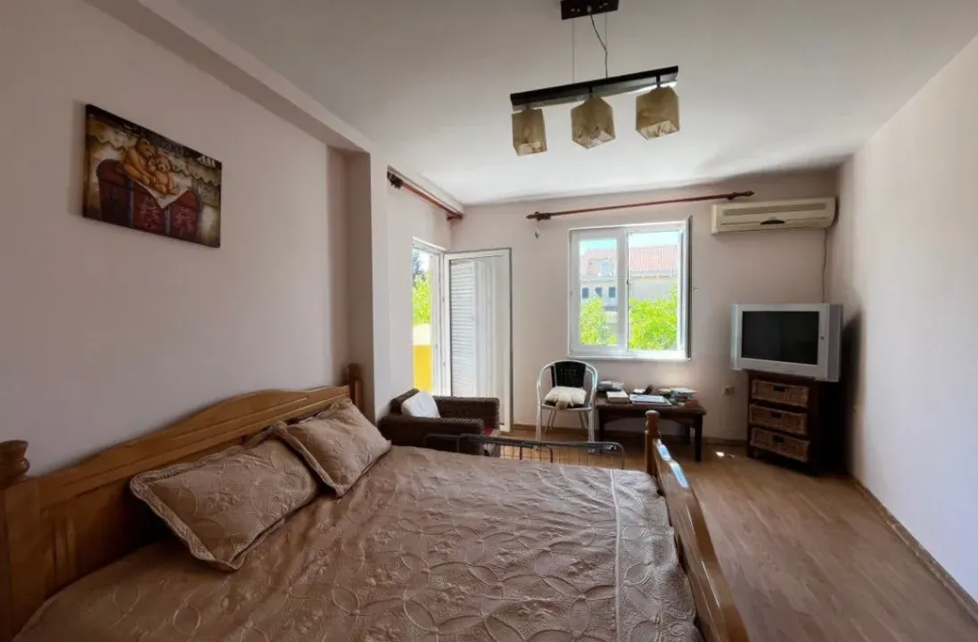 Prodaja, trosoban stan, 64m², Petrovac, Budva