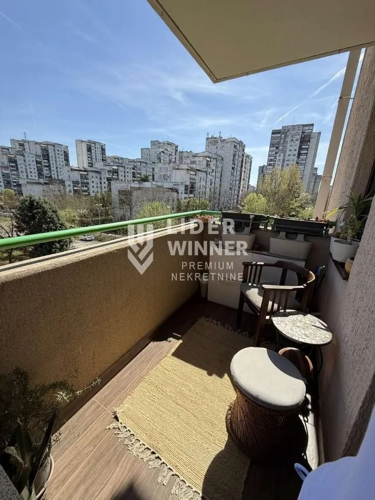 Sale, two bedroom apartment, 64m², Novi Beograd Blok 62, Novi Beograd Sve Podlokacije