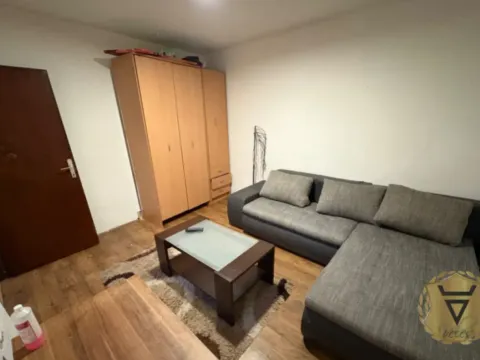 Izdavanje, trosoban stan, 80m², Zvezdara Sve Podlokacije, Beograd - image 5