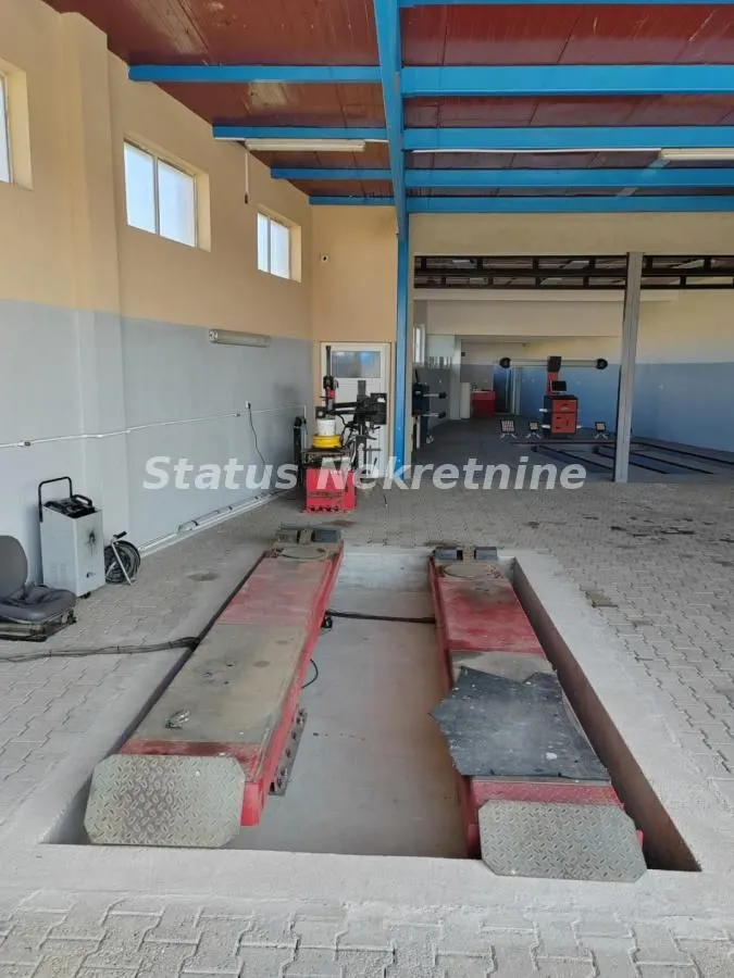 Rent, office space, 528m², Rumenka, Novi Sad Sve Podlokacije