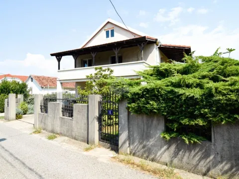 Prodaja, kuća, 200m², Zabjelo, Podgorica - image 6