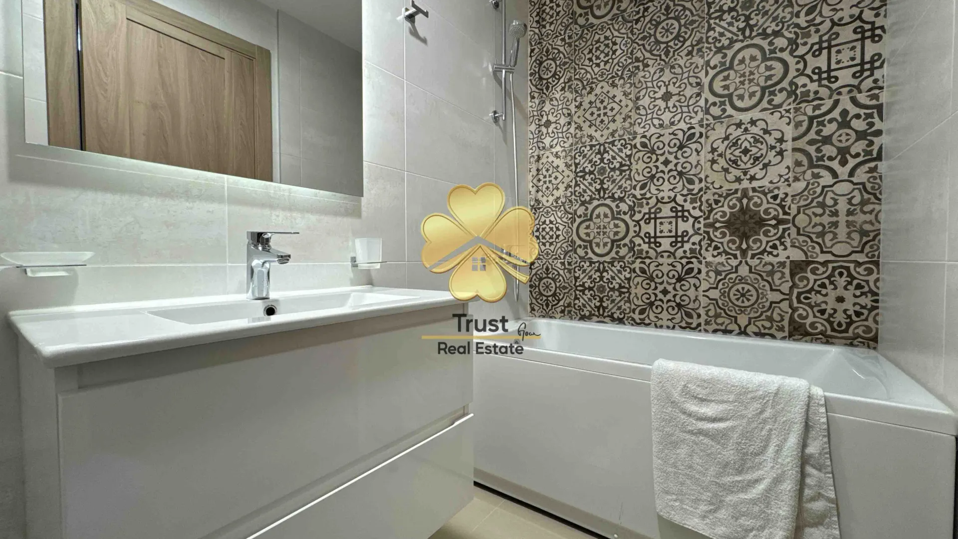 Rent, two bedroom apartment, 70m², Master Kvart, Podgorica
