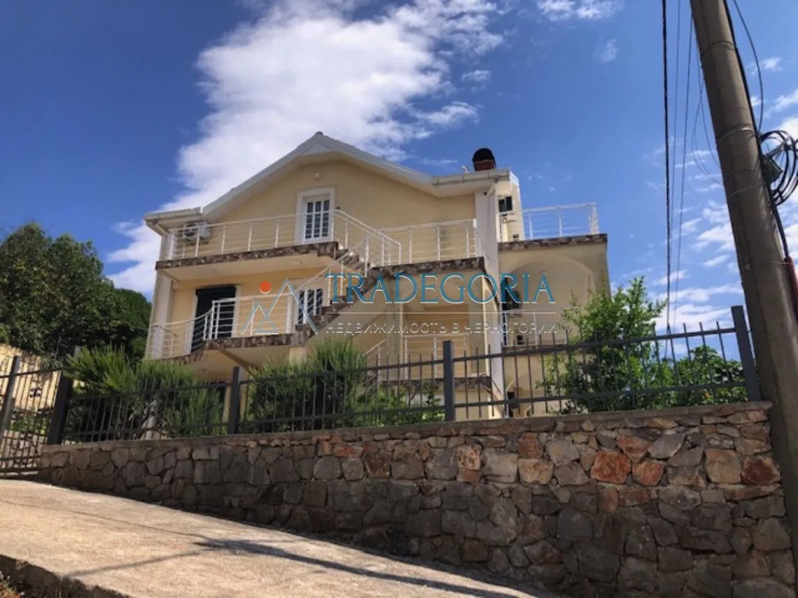 Prodaja, kuća, 360m², Krimovica, Kotor